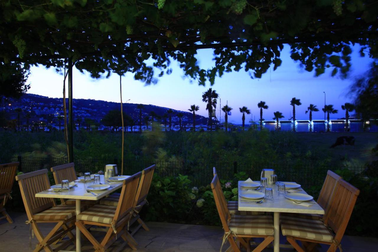 Catamaran Hotel Gündoğan Kültér fotó