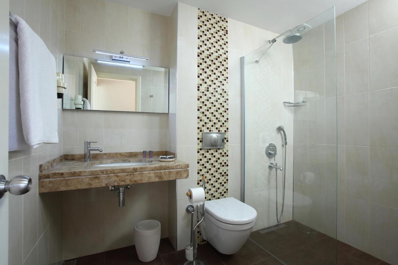 Catamaran Hotel Gündoğan Kültér fotó
